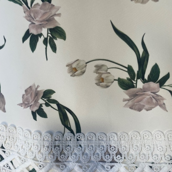 White Ted Baker Floral Dress with Pockets - Picture 4 of 4